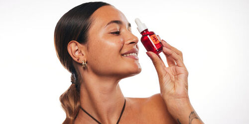 Evening skincare routine, step 3: apply your facial oil